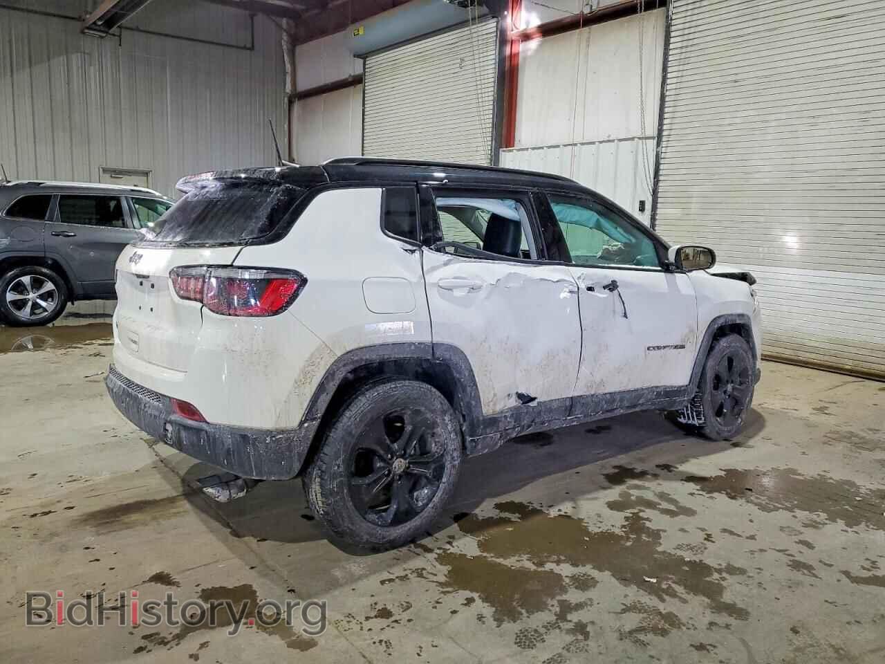2019 JEEP COMPASS - VIN: 3C4NJDBB2KT682913 - Photo 3