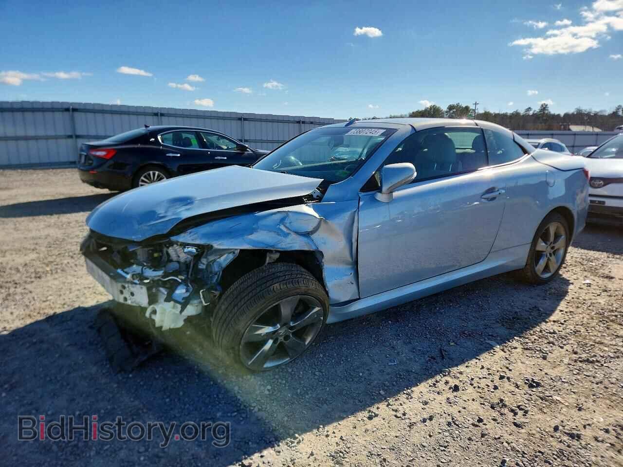 Photo JTHFF2C28B2520423 - LEXUS IS 2011