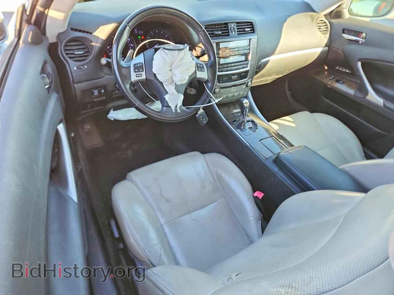 2011 LEXUS IS - VIN: JTHFF2C28B2520423 - Photo 8