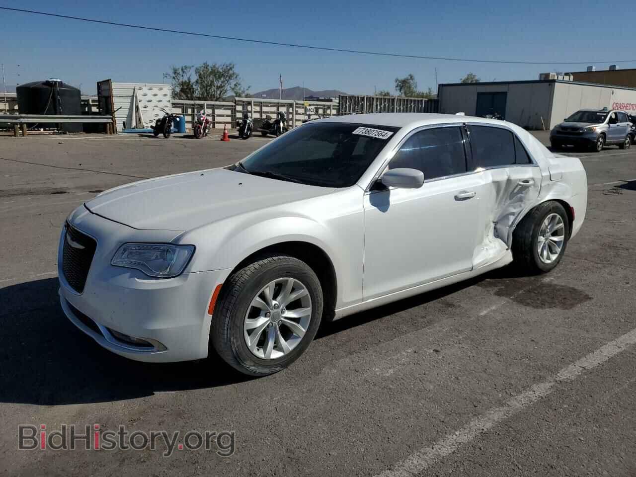 Фотография 2C3CCAAG0GH224322 - CHRYSLER 300 2016