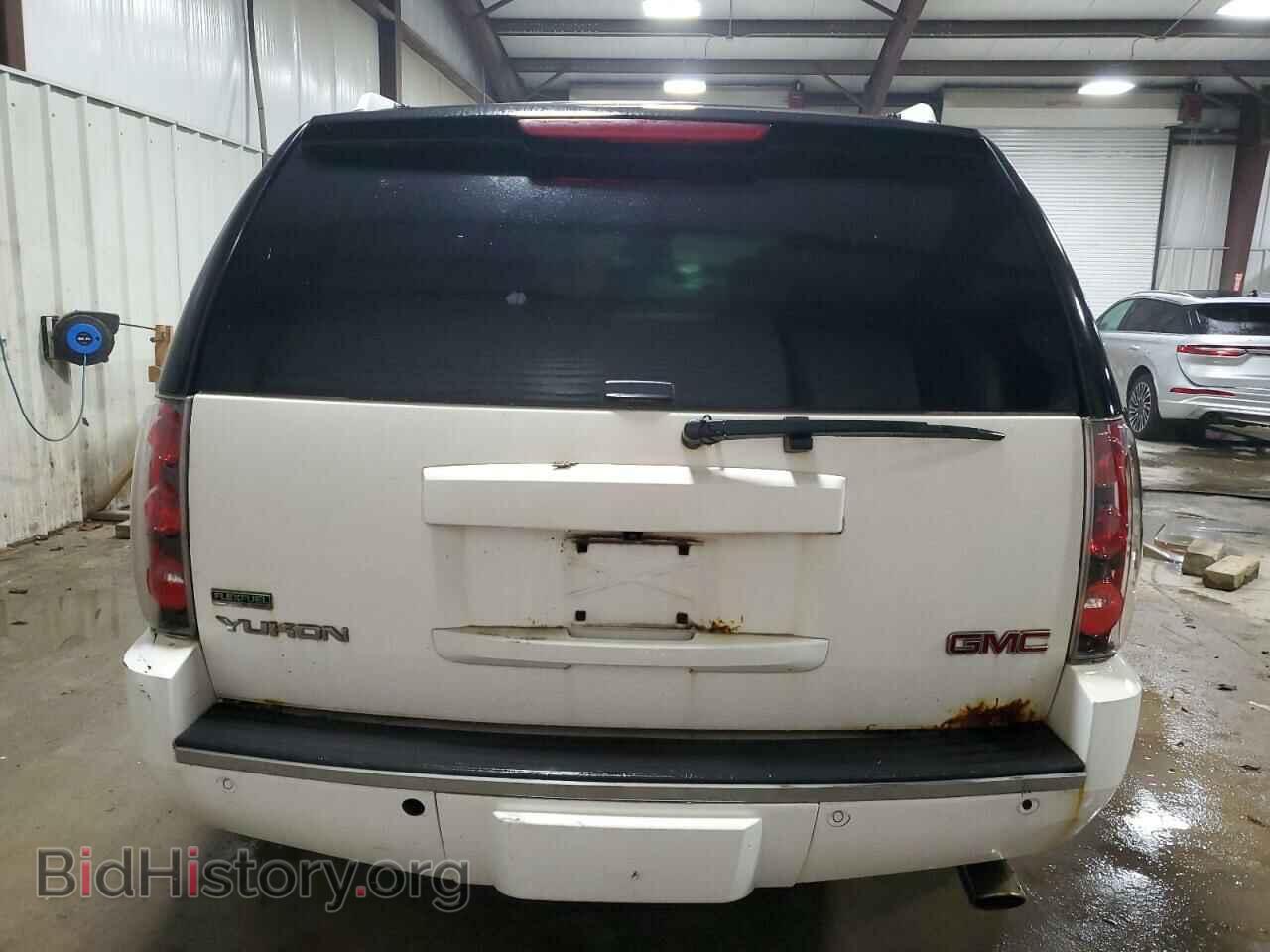 2010 GMC YUKON - VIN: 1GKUKEEF3AR248654 - Photo 6