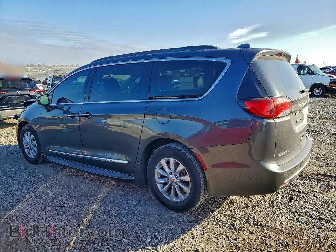 2017 CHRYSLER PACIFICA - VIN: 2C4RC1BG0HR501874 - Фото 2