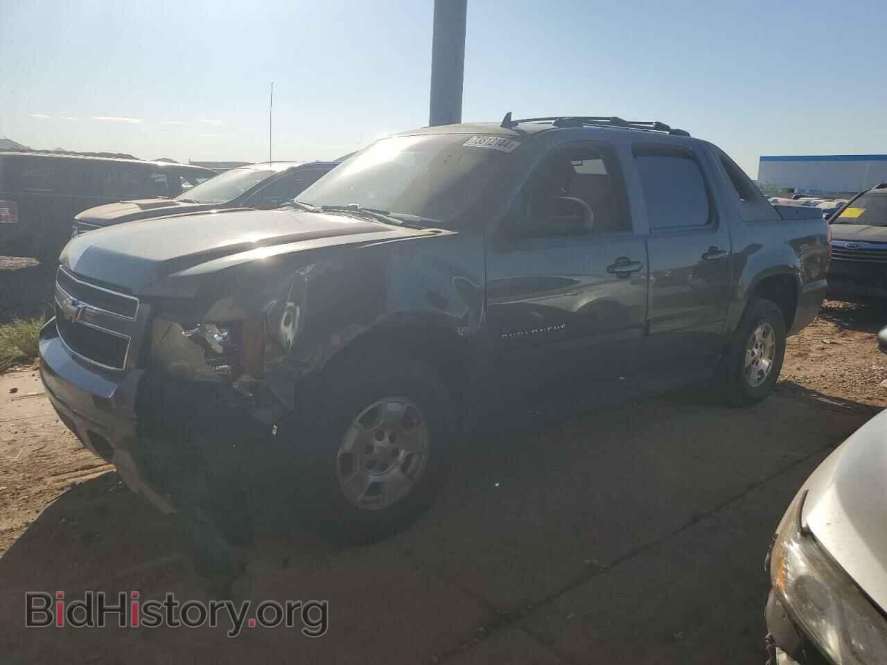 Photo 3GNMCEE00BG100796 - CHEVROLET AVALANCHE 2011