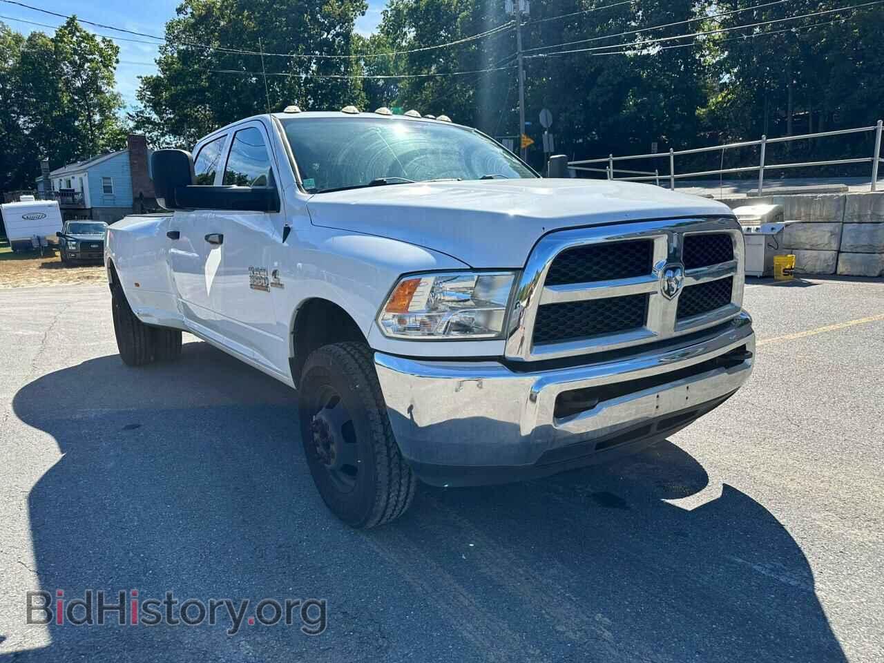 2018 RAM All Models - VIN: 3C63RRGL1JG429000 - Photo 4