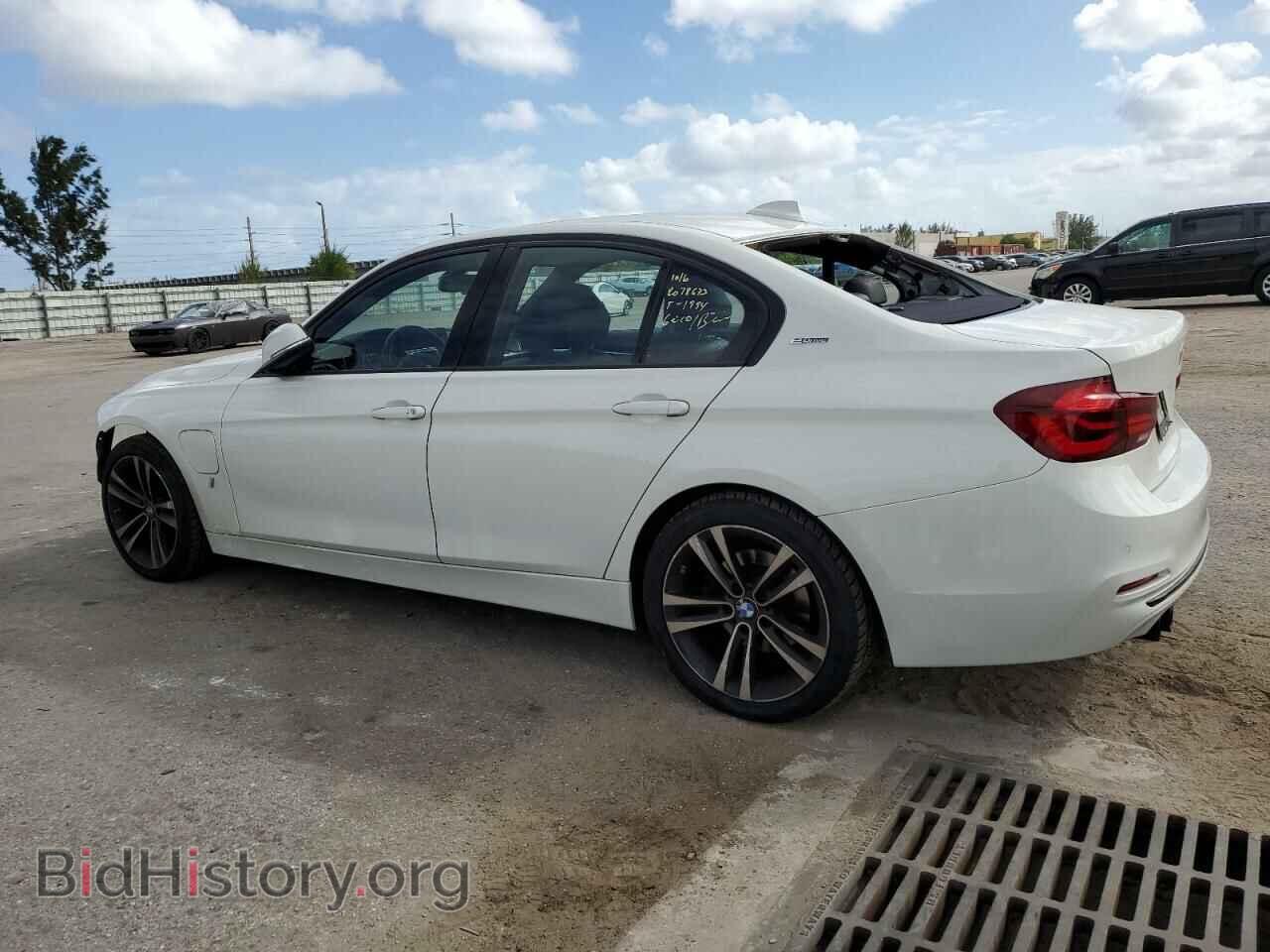 2018 BMW 3 SERIES - VIN: WBA8E1C53JA756528 - Фото 2