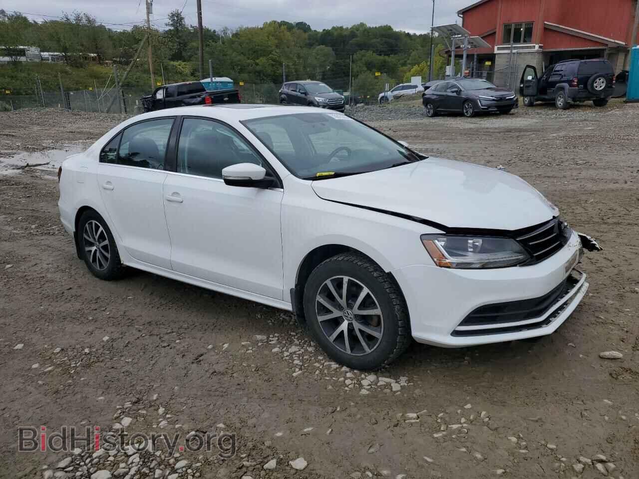 2017 VOLKSWAGEN JETTA - VIN: 3VWDB7AJ6HM277768 - Фото 4