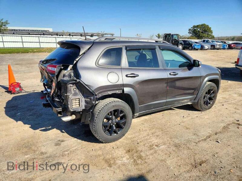 2017 Jeep CHEROKEE (VIN 1C4PJMBS8HW618693) — photo 3 of 14
