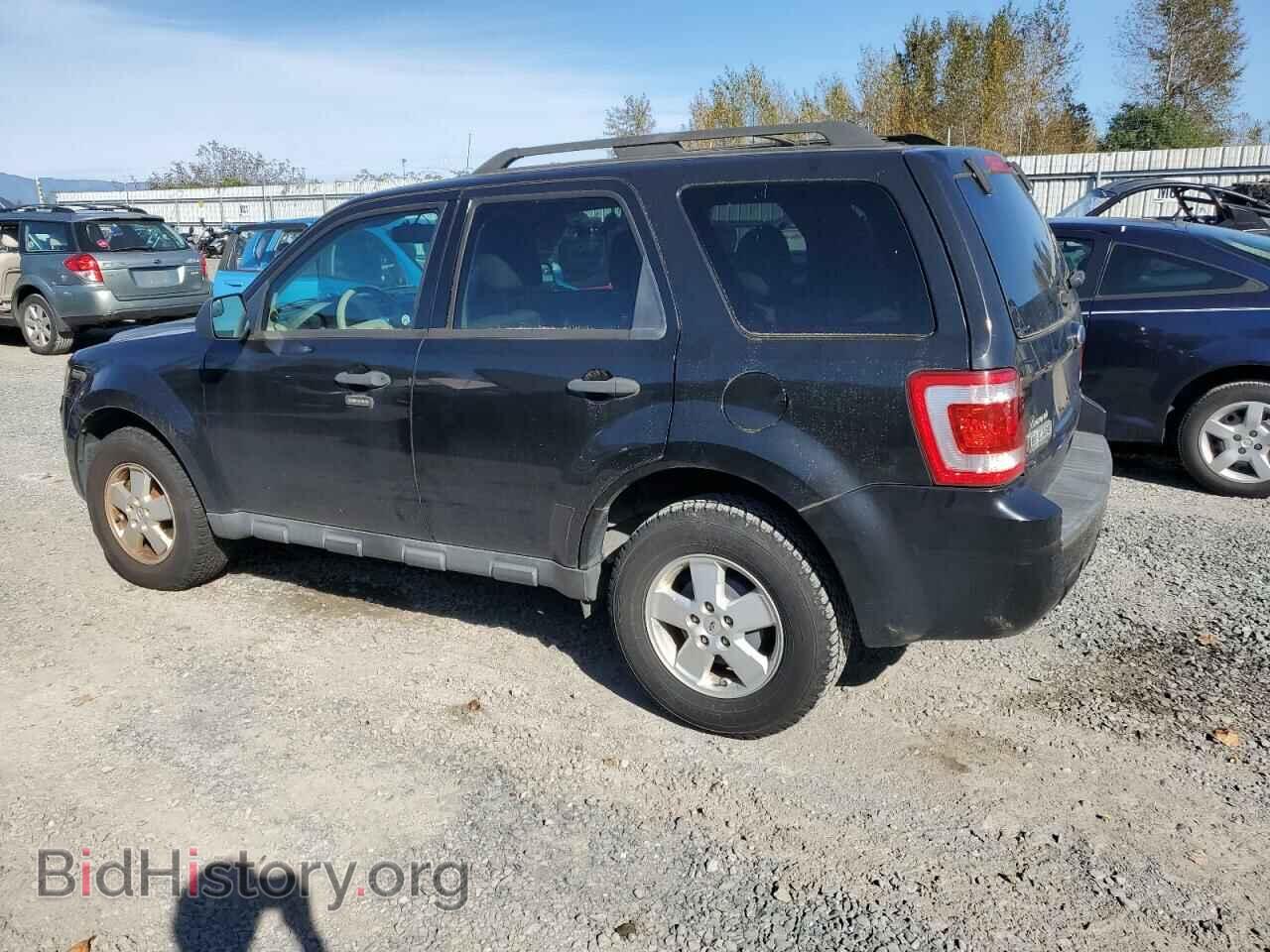 2011 FORD ESCAPE - VIN: 1FMCU0DG3BKC27470 - Фото 2