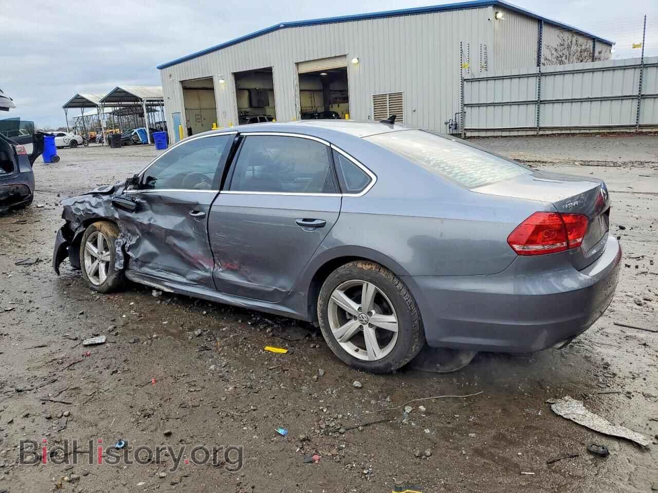2015 VOLKSWAGEN PASSAT - VIN: 1VWAS7A30FC120563 - Фото 2
