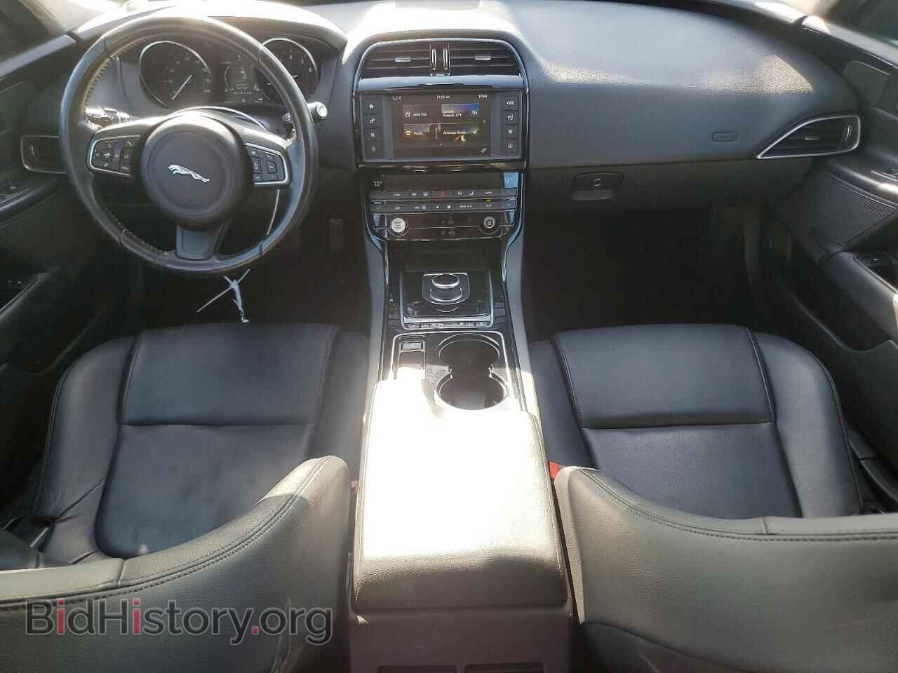 2017 JAGUAR XE - VIN: SAJAR4BG8HA964946 - Фото 8
