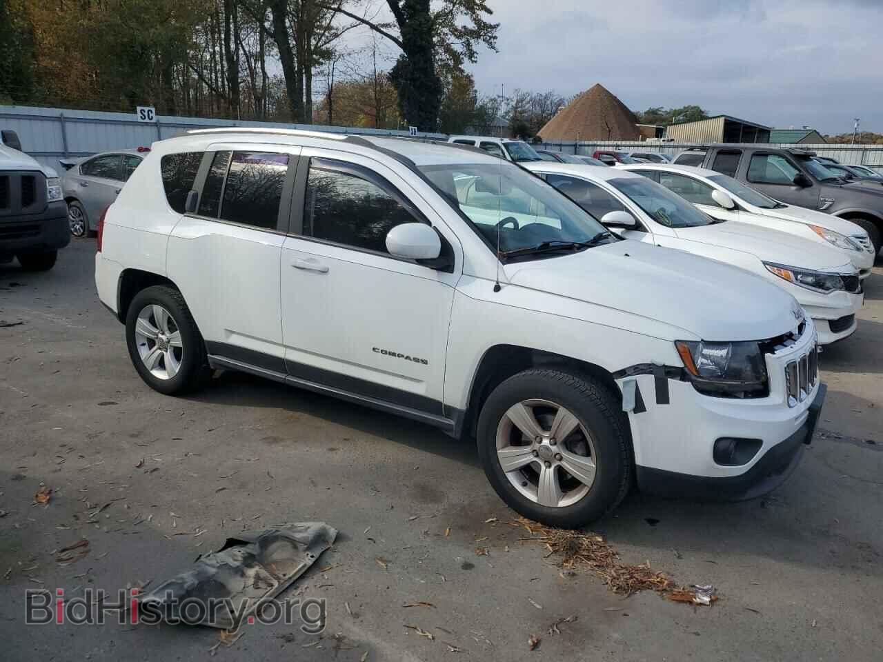 2014 JEEP COMPASS - VIN: 1C4NJDEB6ED852678 - Photo 4