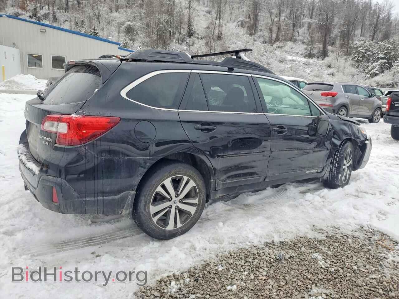 2018 SUBARU OUTBACK - VIN: 4S4BSENC9J3375416 - Фото 3