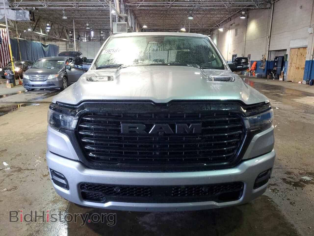2025 RAM 1500 - VIN: 1C6SRFJP7SN553125 - Фото 5