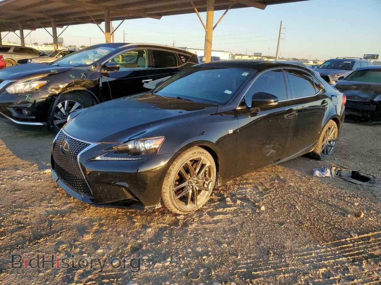 Photo JTHBE1D20F5017676 - LEXUS IS 2015