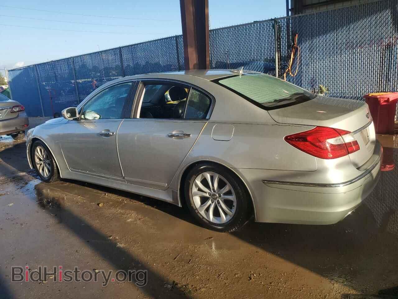 2013 HYUNDAI GENESIS - VIN: KMHGC4DD0DU210490 - Фото 2