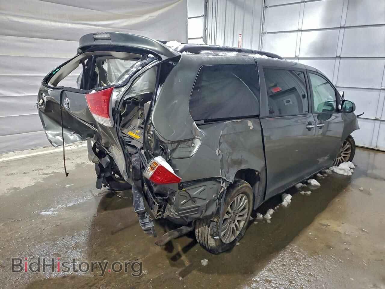 2011 TOYOTA All Models - VIN: 5TDYK3DC6BS012396 - Фото 3