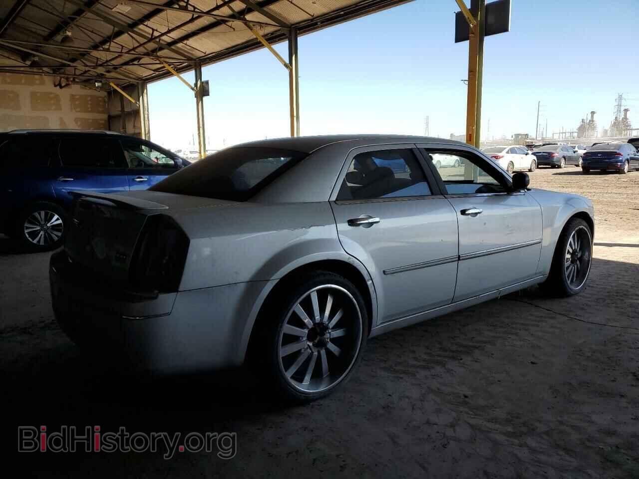 2010 CHRYSLER 300 - VIN: 2C3CA4CD7AH174018 - Фото 3