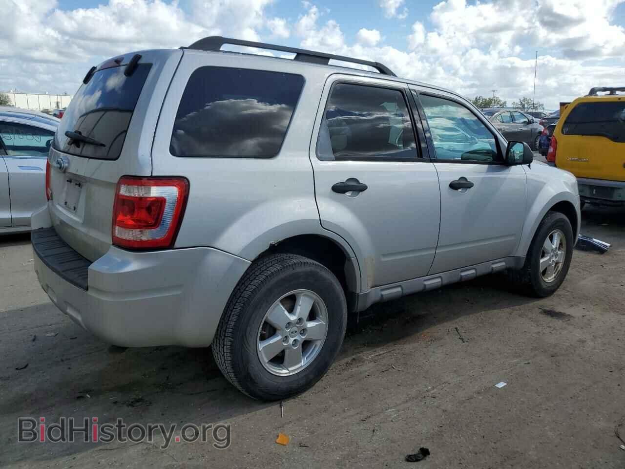 2009 FORD ESCAPE - VIN: 1FMCU03759KA79494 - Фото 3