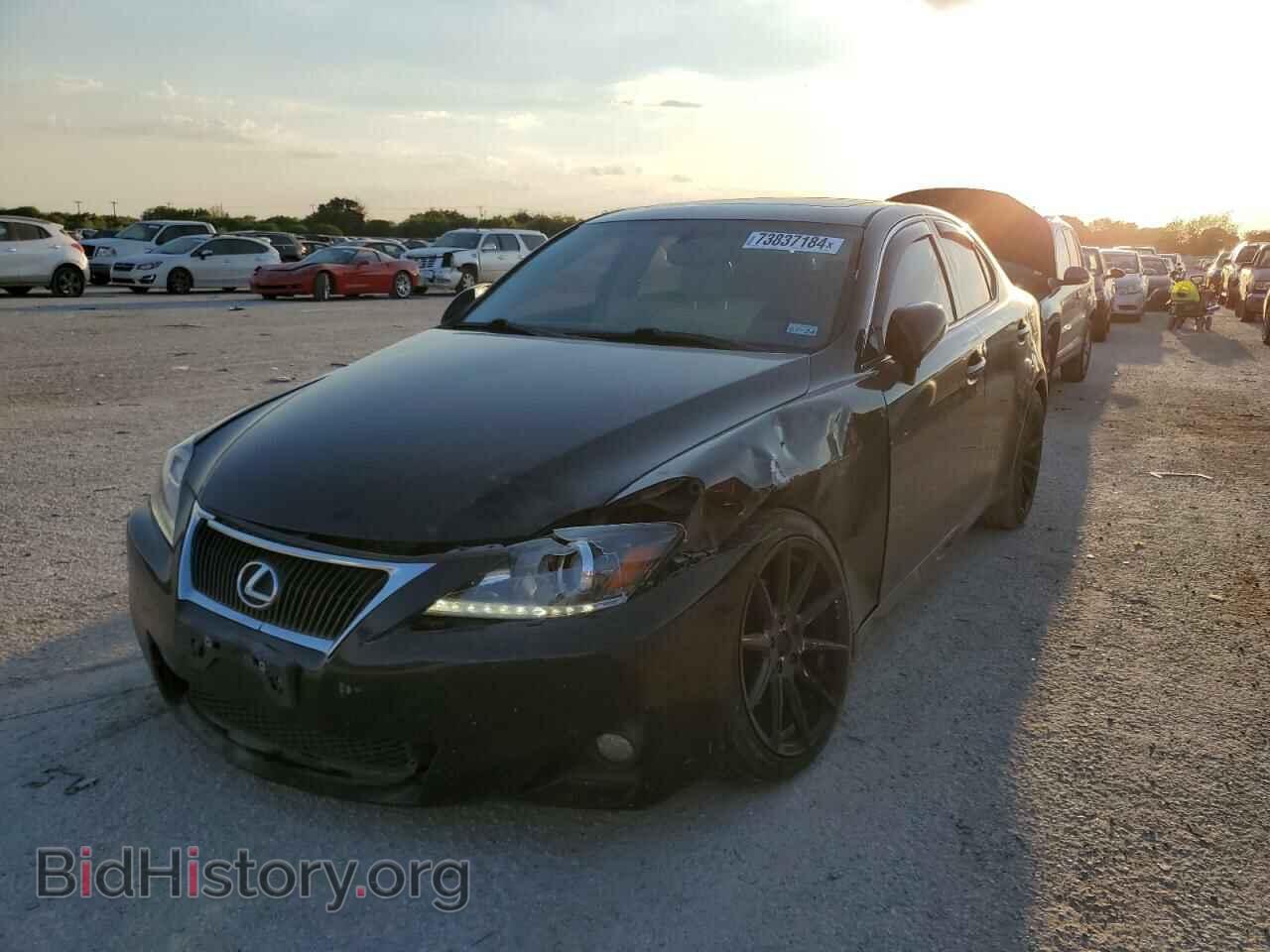 2011 LEXUS IS - VIN: JTHBF5C22B5136913 - Фото 2