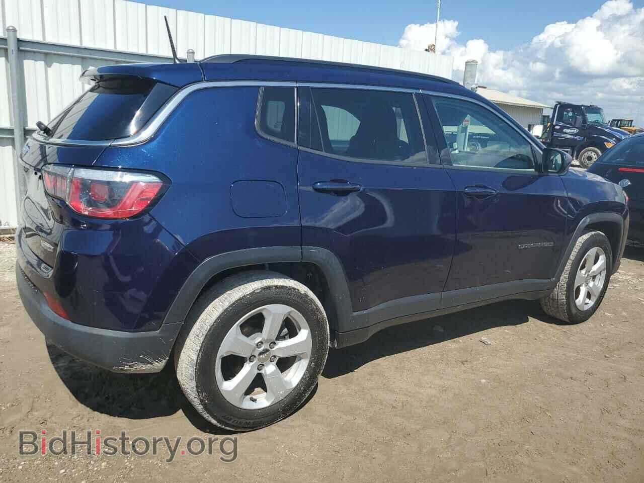 2018 JEEP COMPASS - VIN: 3C4NJCBB2JT266658 - Фото 3