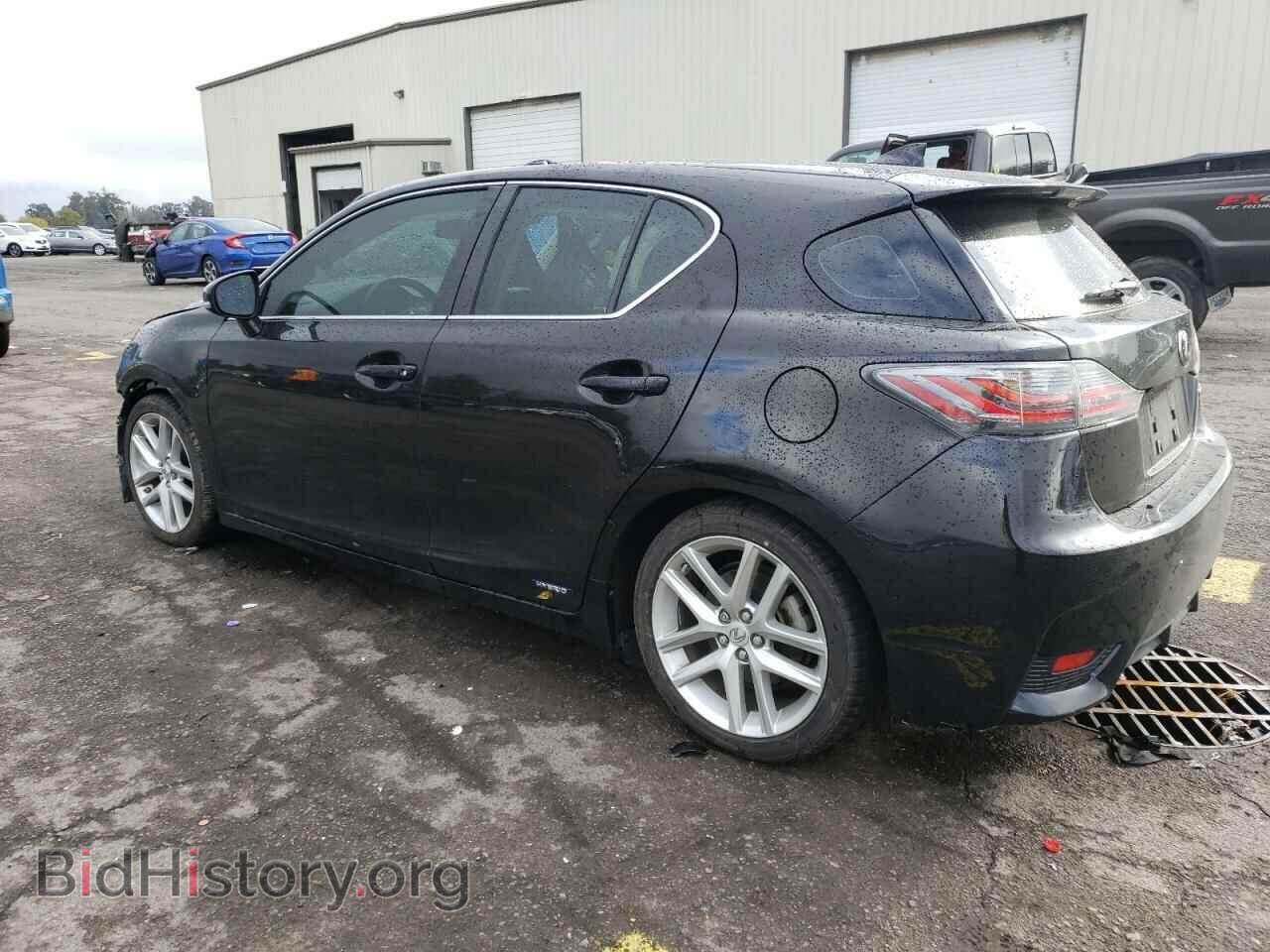 2014 LEXUS CT 200 - VIN: JTHKD5BH2E2177608 - Photo 2