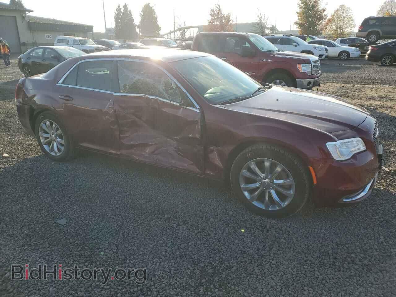2017 CHRYSLER 300 - VIN: 2C3CCARG9HH534877 - Фото 4