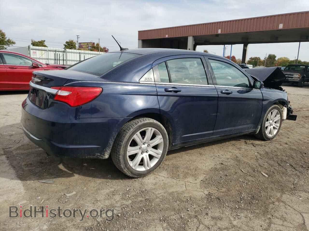 2013 CHRYSLER 200 - VIN: 1C3CCBAB9DN704744 - Фото 3