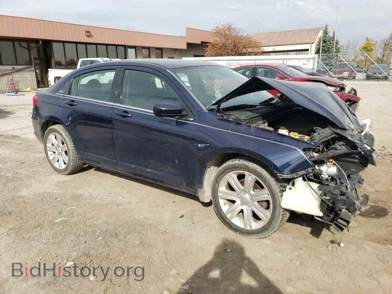 2013 CHRYSLER 200 - VIN: 1C3CCBAB9DN704744 - Фото 4
