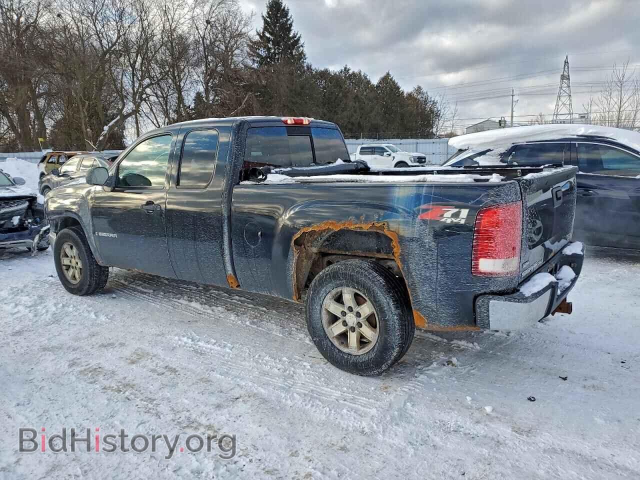 2007 GMC SIERRA - VIN: 2GTEK190071674821 - Photo 2