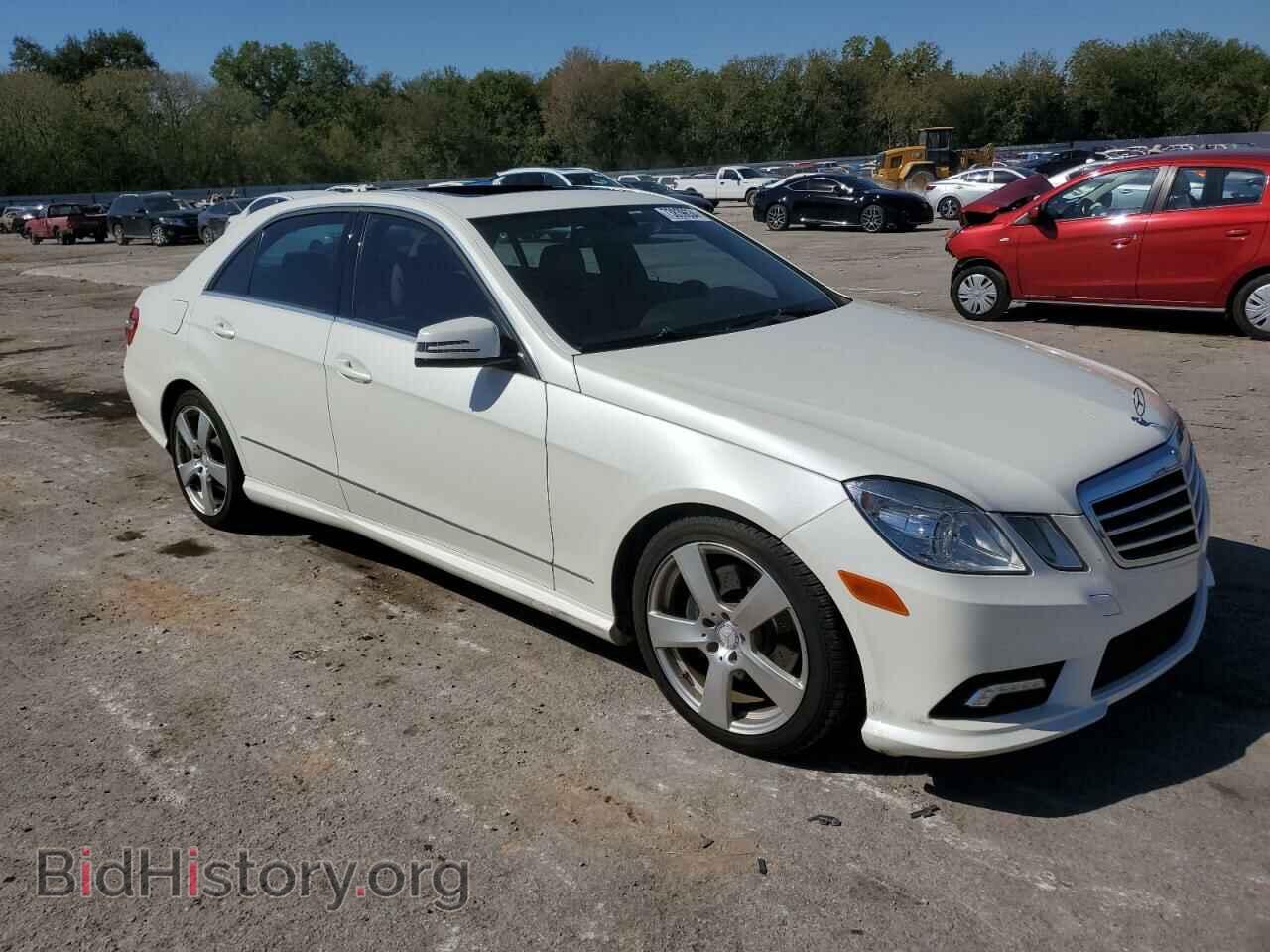 2011 MERCEDES-BENZ E-CLASS - VIN: WDDHF8HB3BA470631 - Фото 4