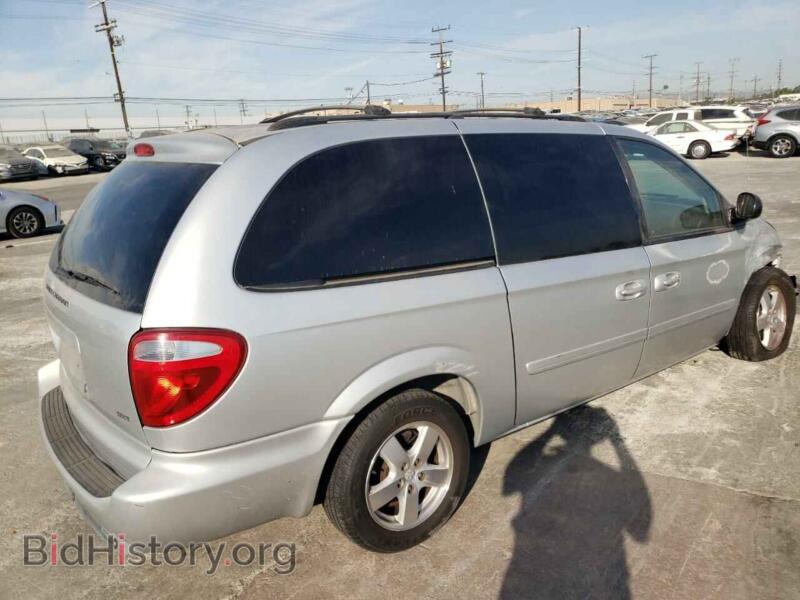 2006 Dodge CARAVAN (VIN 2D8GP44L66R895550) — photo 3 of 13