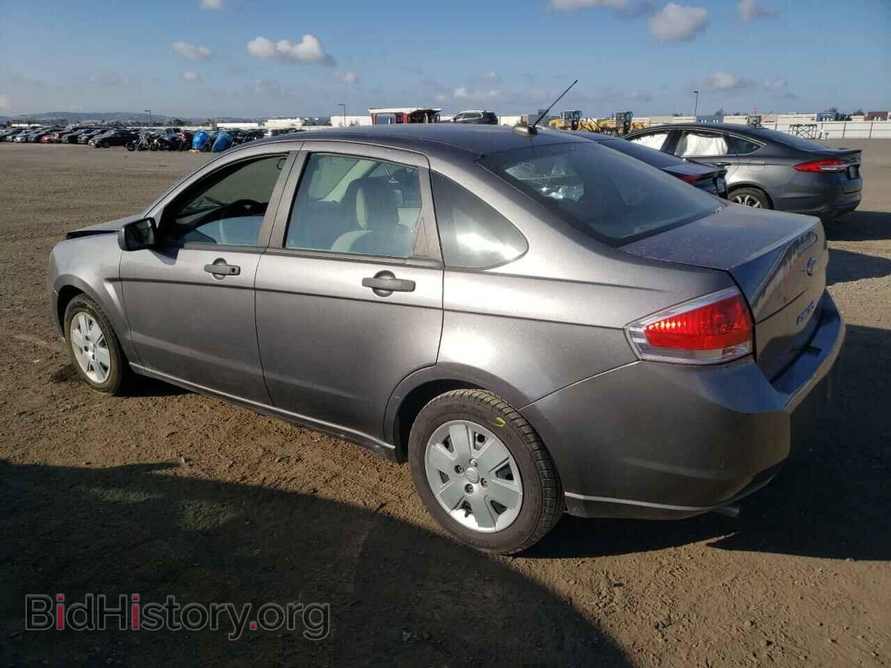 2010 FORD FOCUS - VIN: 1FAHP3EN4AW153716 - Фото 2
