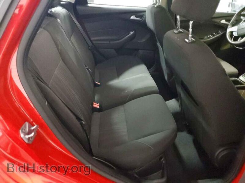 2017 Ford FOCUS (VIN 1FADP3M25HL266883) — photo 10 of 15