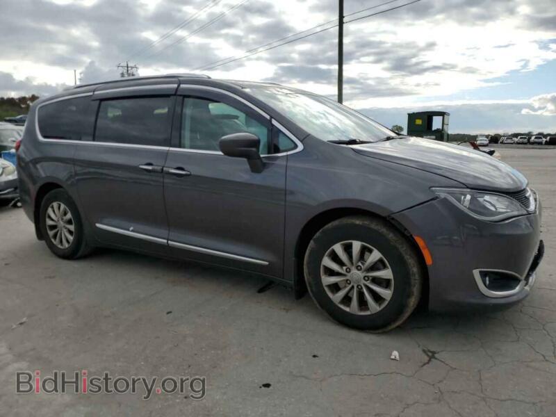 2018 Chrysler PACIFICA (VIN 2C4RC1BGXJR113864) — photo 4 of 13