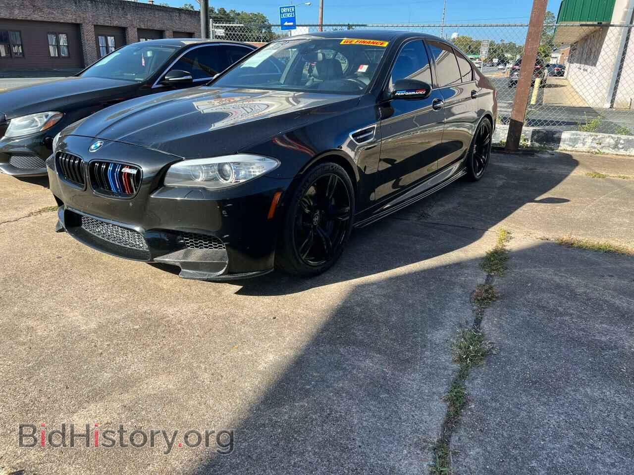 2013 BMW M5 - VIN: WBSFV9C53DC773033 - Фото 2