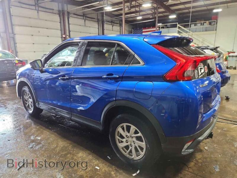 2018 Mitsubishi ECLIPSE (VIN JA4AT3AA7JZ048736) — photo 2 of 16