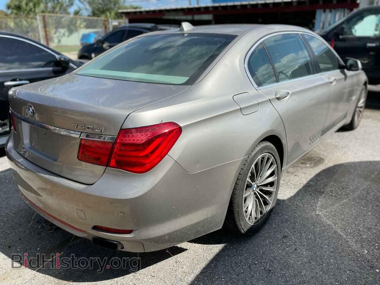 2011 BMW 7 SERIES - VIN: WBAKB4C5XBC392727 - Фото 4