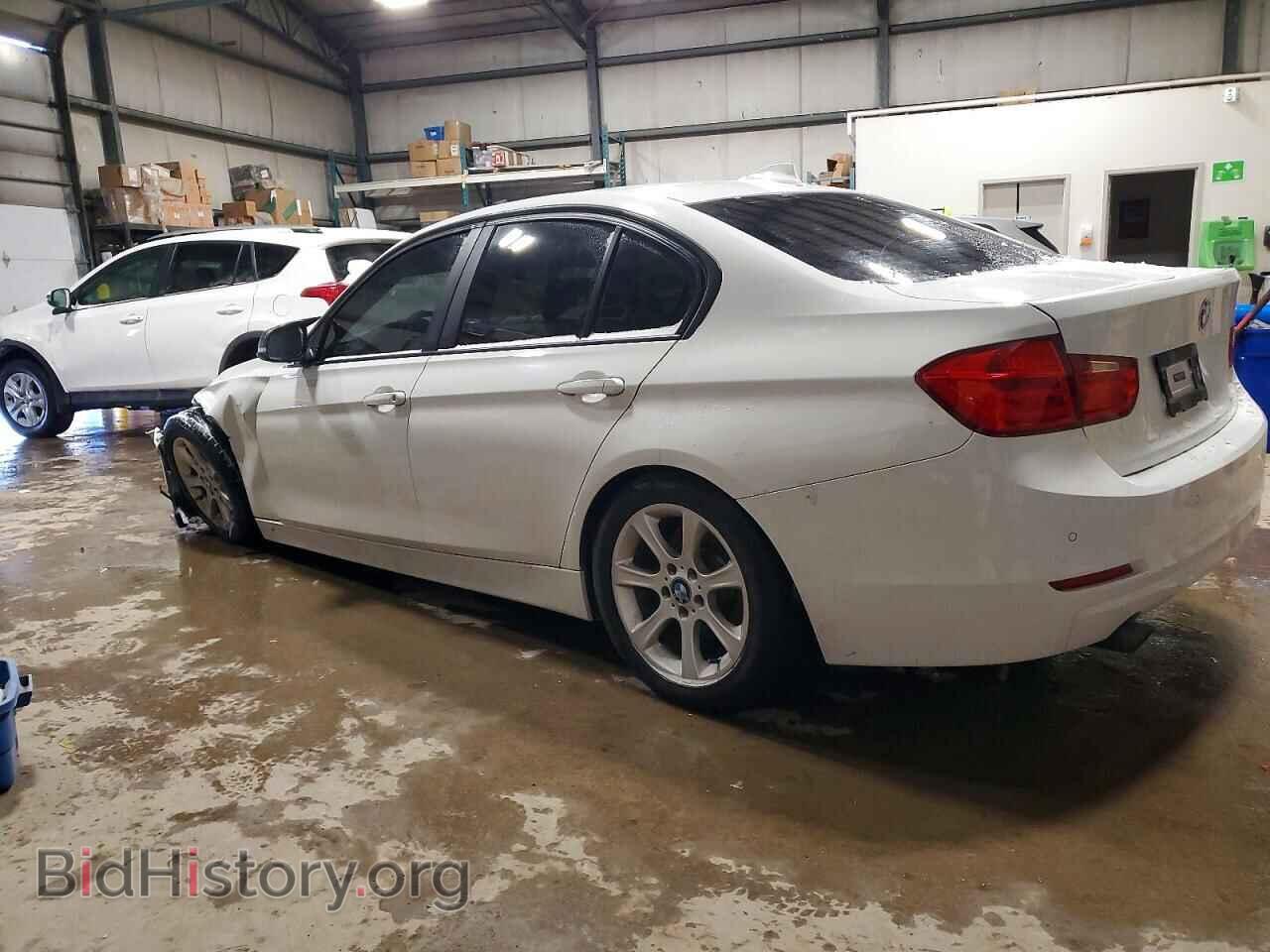 2013 BMW 3 SERIES - VIN: WBA3B1C54DF461397 - Фото 2