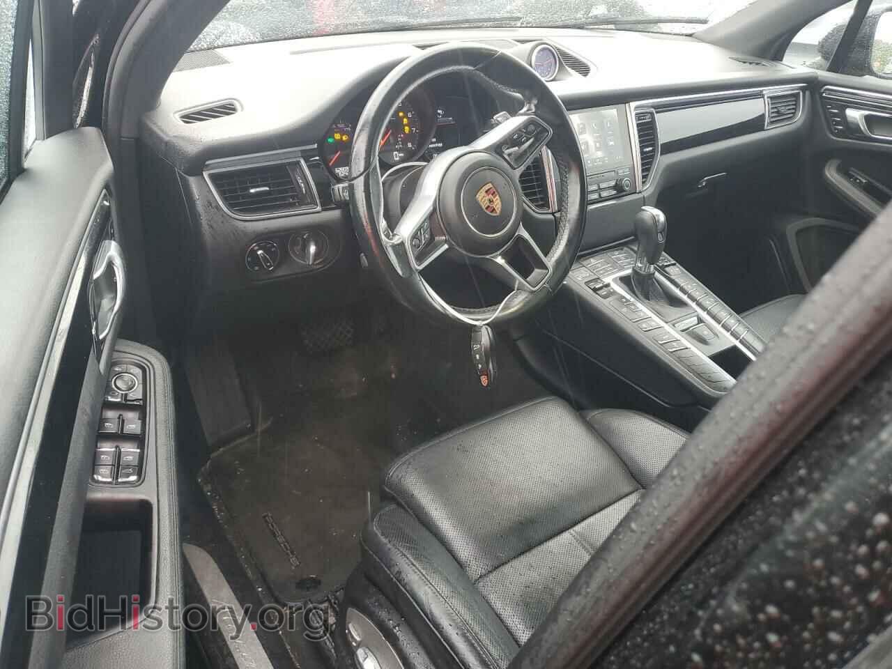 2017 PORSCHE MACAN - VIN: WP1AA2A59HLB00646 - Photo 8