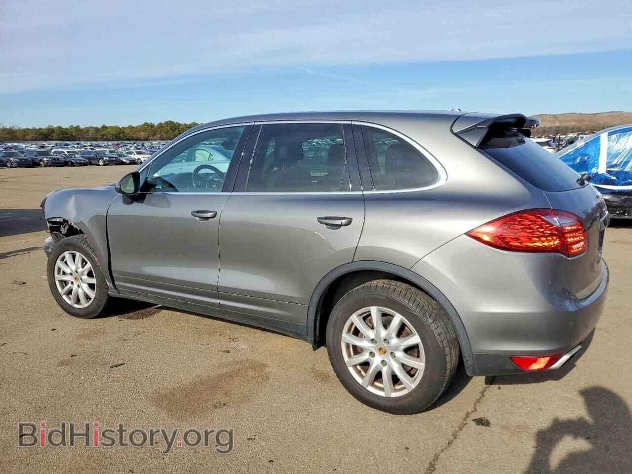 2014 PORSCHE CAYENNE - VIN: WP1AA2A23ELA93680 - Photo 2