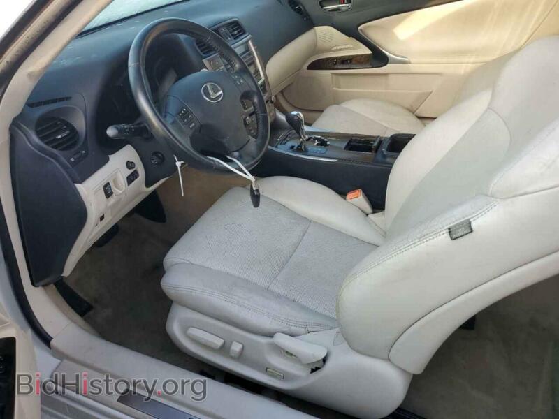 2010 Lexus IS (VIN JTHFF2C23A2502300) — photo 7 of 13