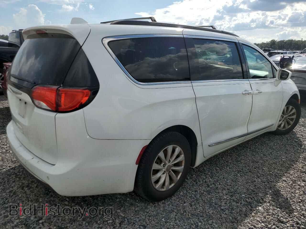 2017 CHRYSLER PACIFICA - VIN: 2C4RC1BG5HR593970 - Photo 3
