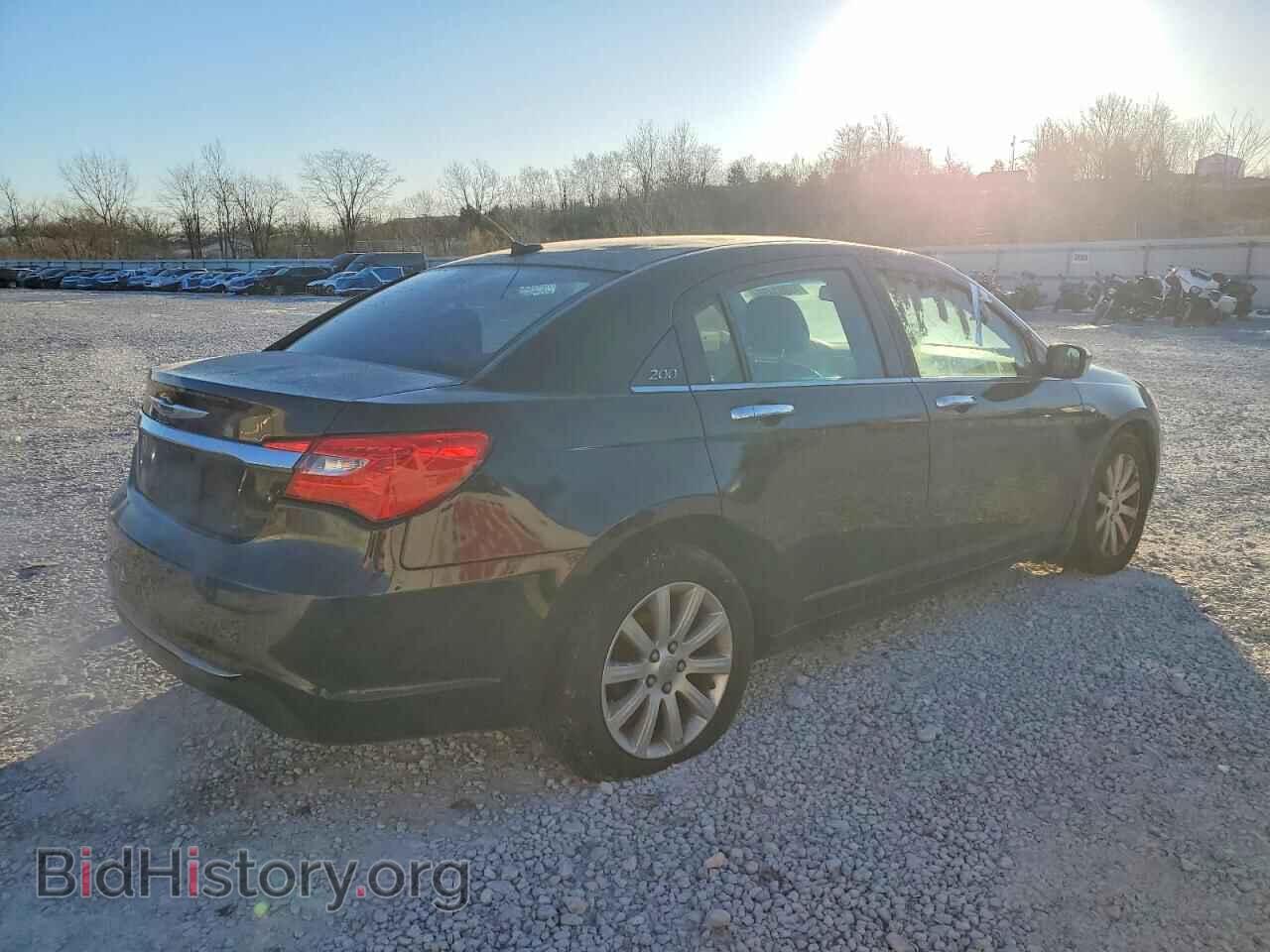 2013 CHRYSLER 200 - VIN: 1C3CCBCG0DN585815 - Фото 3