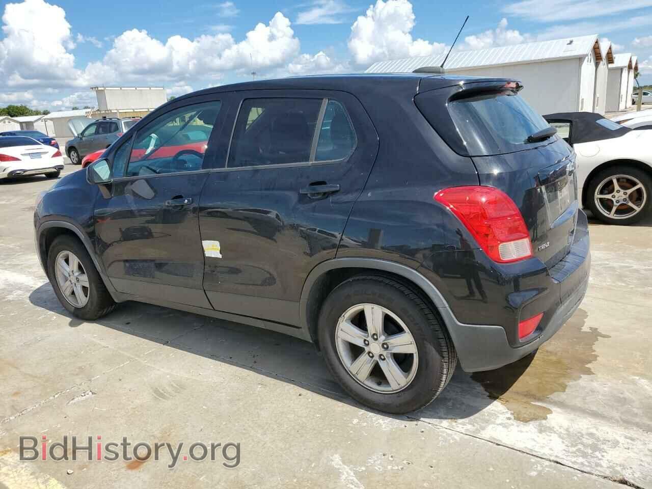 2019 CHEVROLET TRAX - VIN: 3GNCJKSB6KL353621 - Фото 2