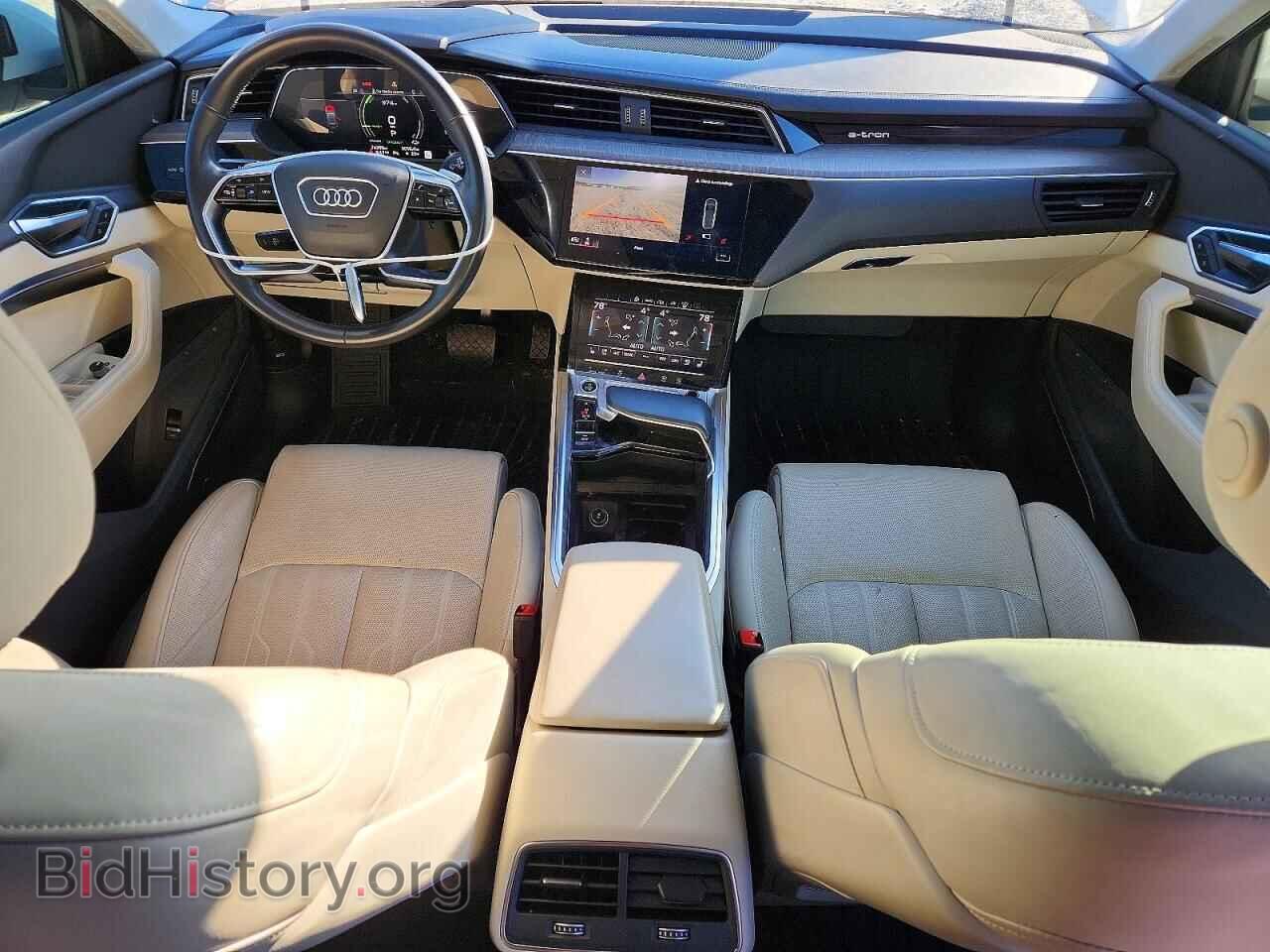 2021 AUDI E-TRON - VIN: WA1VAAGE8MB022150 - Photo 8