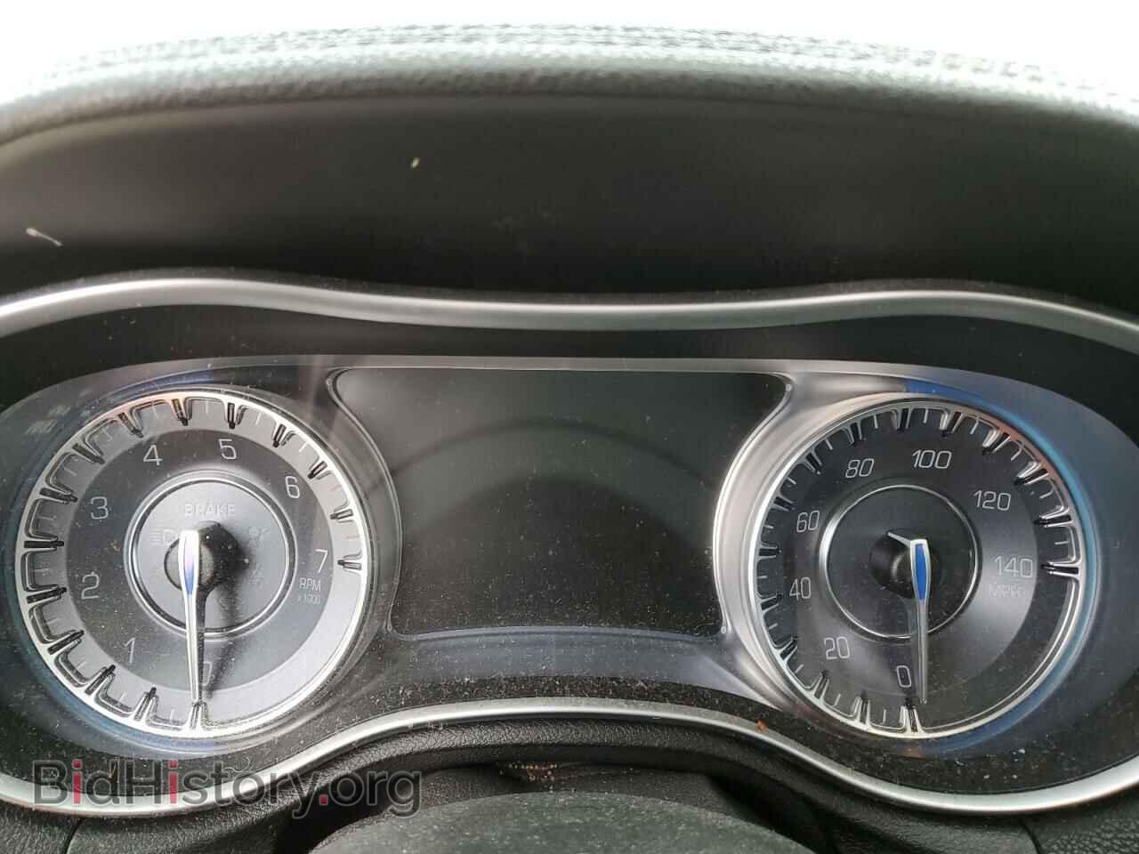 2015 CHRYSLER 300 - VIN: 2C3CCAAG7FH845541 - Фото 9