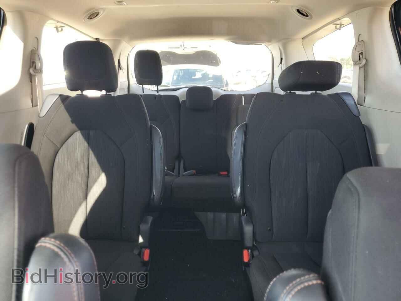 2020 CHRYSLER PACIFICA - VIN: 2C4RC1FG0LR210620 - Photo 10