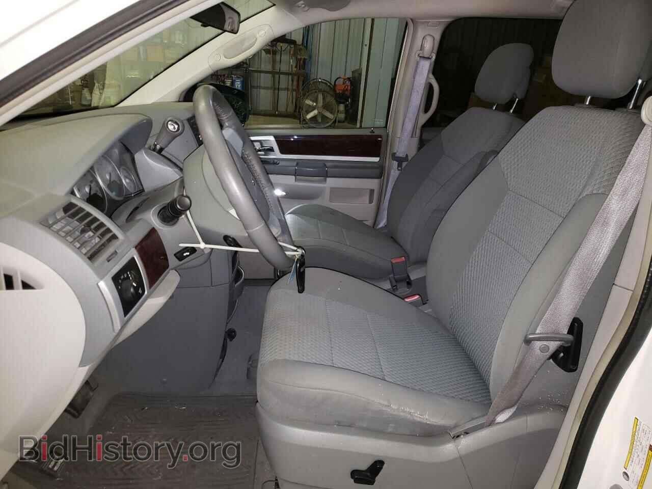 2010 CHRYSLER MINIVAN - VIN: 2A4RR5D14AR359107 - Photo 7