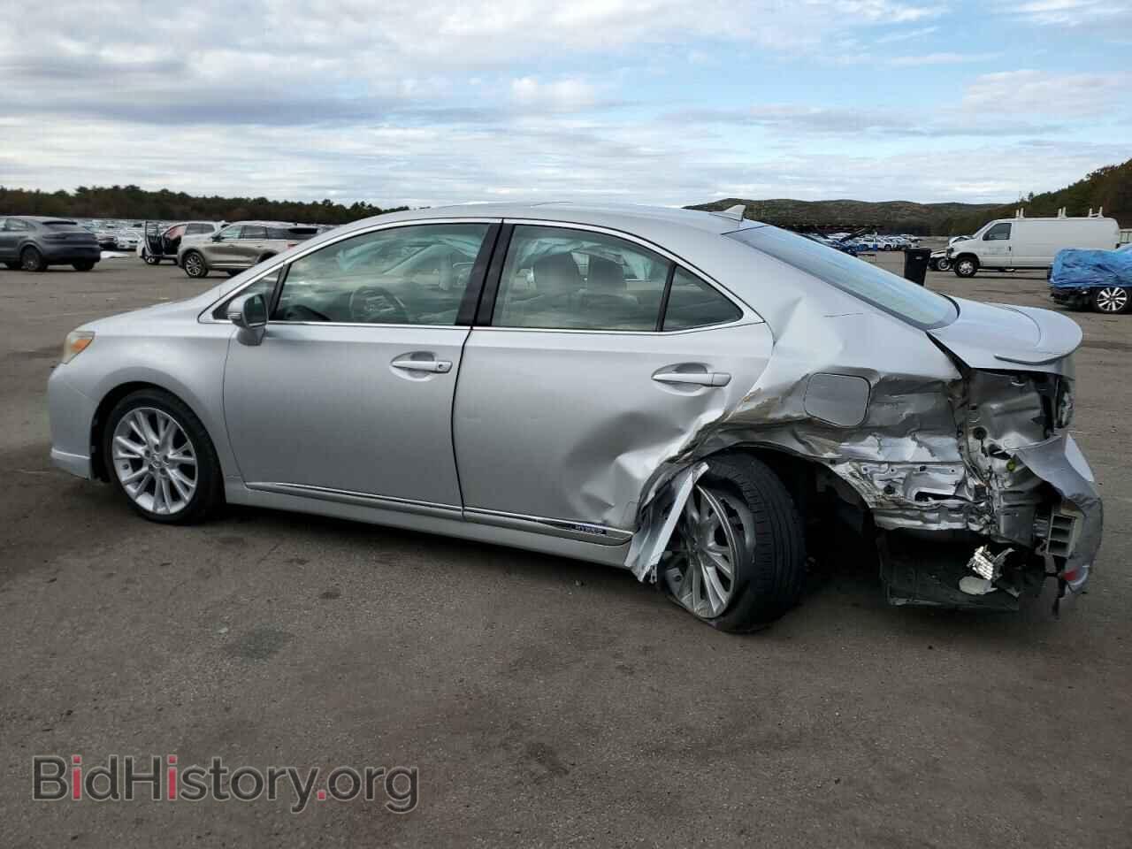 2011 LEXUS HS - VIN: JTHBB1BA8B2046227 - Фото 2