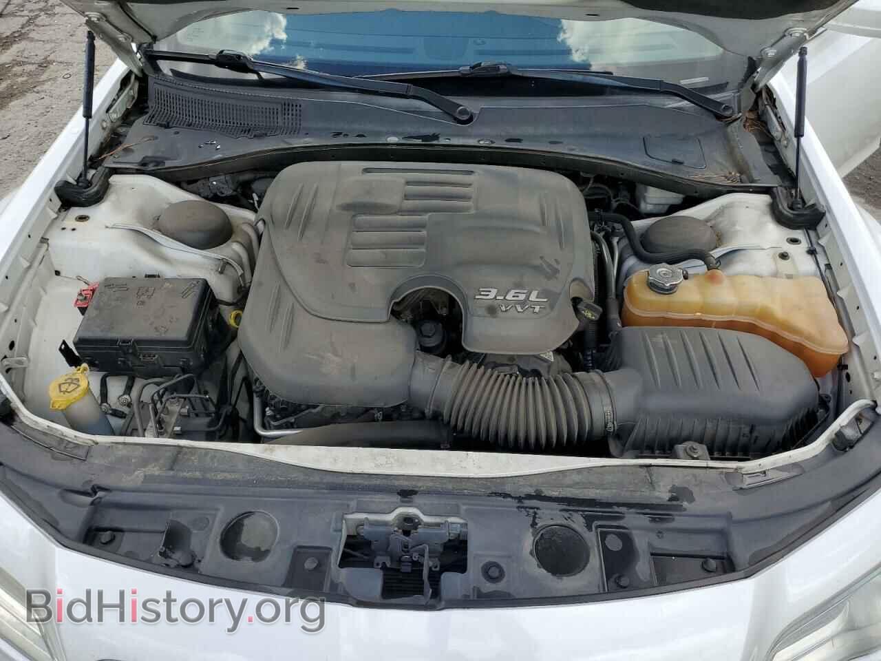 2013 CHRYSLER 300 - VIN: 2C3CCAAG3DH630865 - Фото 11